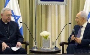 Israeli president Simeon Peres with Bishop