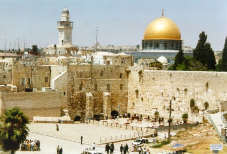 False Christians wants the Old City of Jerusalem back under Islamic occupation. 