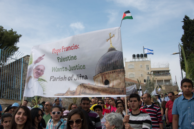 Muslims are permitted to protest in Jerusalem in favor of the Pope. 