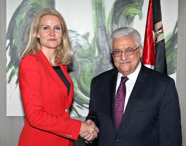Helle Thorning is ready to give a Holocaust denier an Embassy in Copenhagen. 
