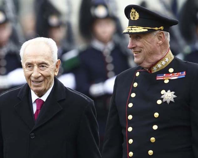 Shimon Peres was a guest of the king of Norway, 12th of May 20014. 