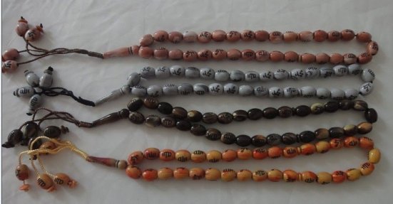 Chanting prayer beads used by Muslims. 